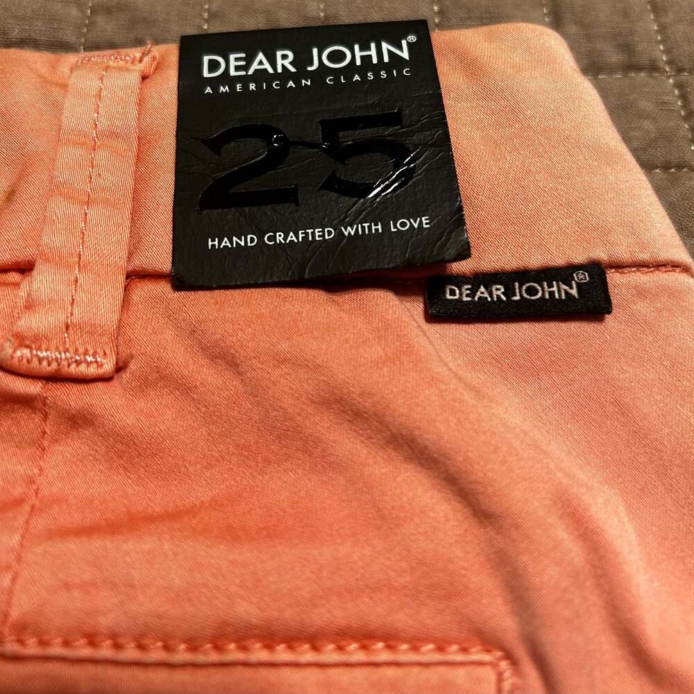Dear John Women's Hampton Comfort Short Cuffed Coral Orange Size 25 NWT